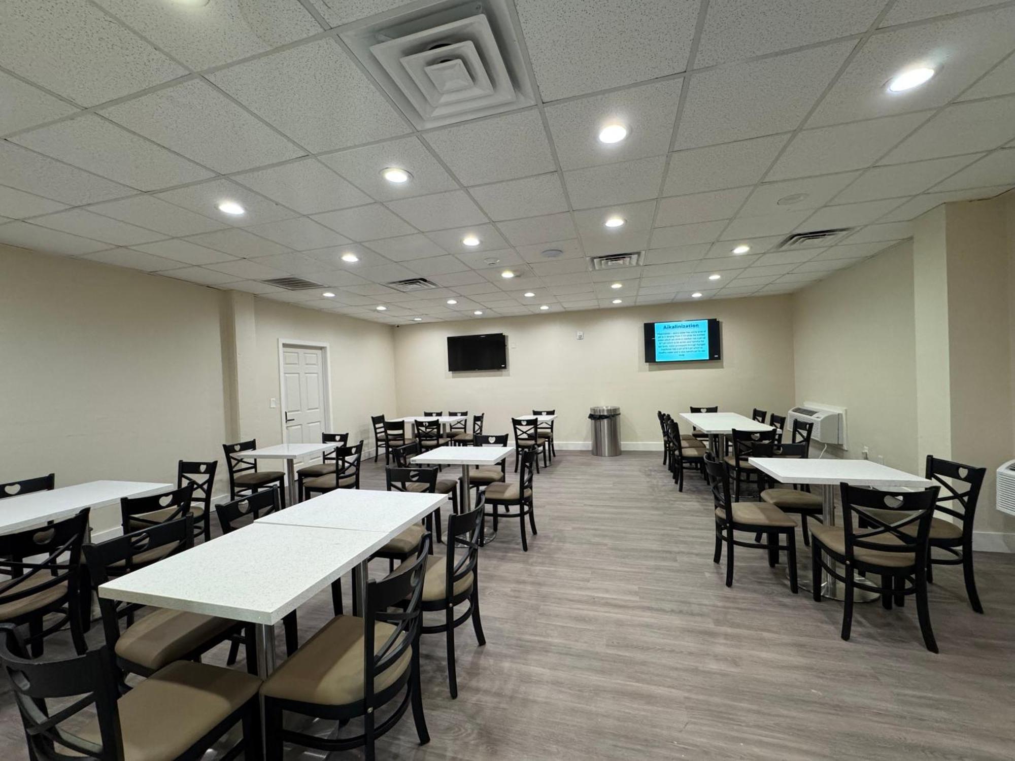 Baymont By Wyndham Corpus Christi Airport Hotel ภายนอก รูปภาพ