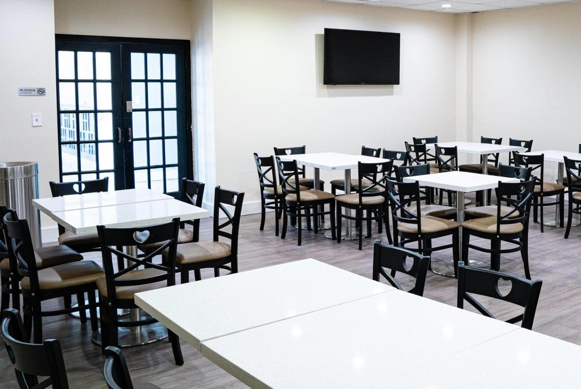Baymont By Wyndham Corpus Christi Airport Hotel ภายนอก รูปภาพ